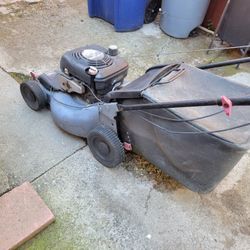 Self propel lawn mower