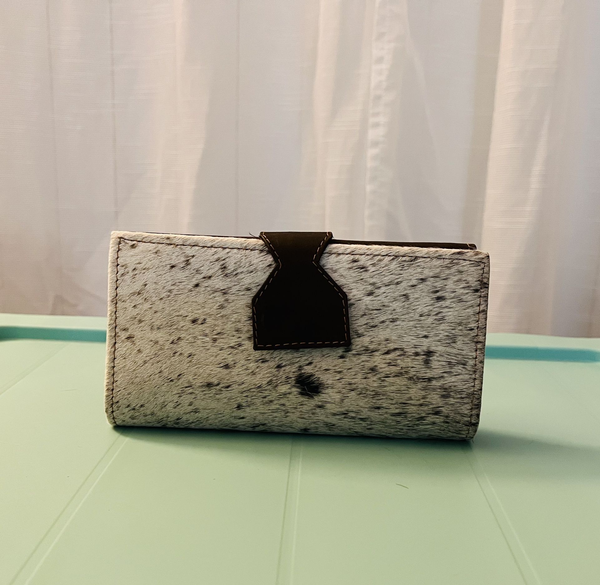 Leather Cowhide Wallet - New.