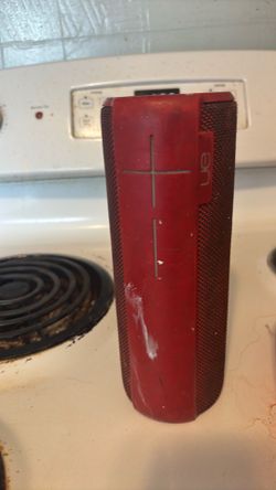 Ue speaker