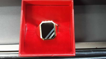 Yellow Gold 14k (.585) 5.9 grams Size 8.5