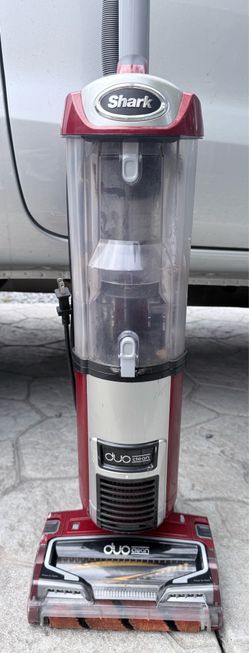 Shark Duo Clean Slim Lift Away Vacuum Cleaner ~ Model QU203QRD
