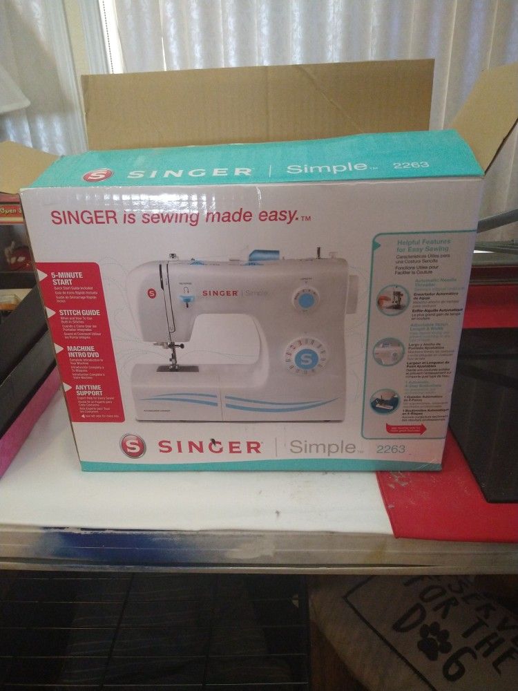 Singer Sewing Machine