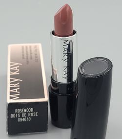 Mary kay 
Gel semi-shine lipstick.
Color:rosewood Thumbnail