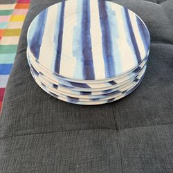 Set Of 8 Outdoor Dinner And Side Plates