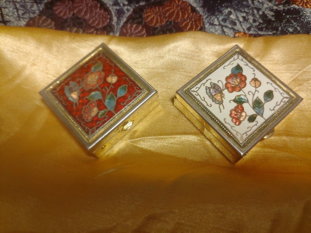 Cloisonne Box With Mirror $12ea