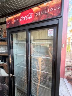 True refrigerator