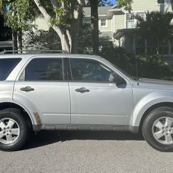 2010 Ford Escape