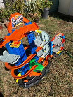 Hot wheels Tracks