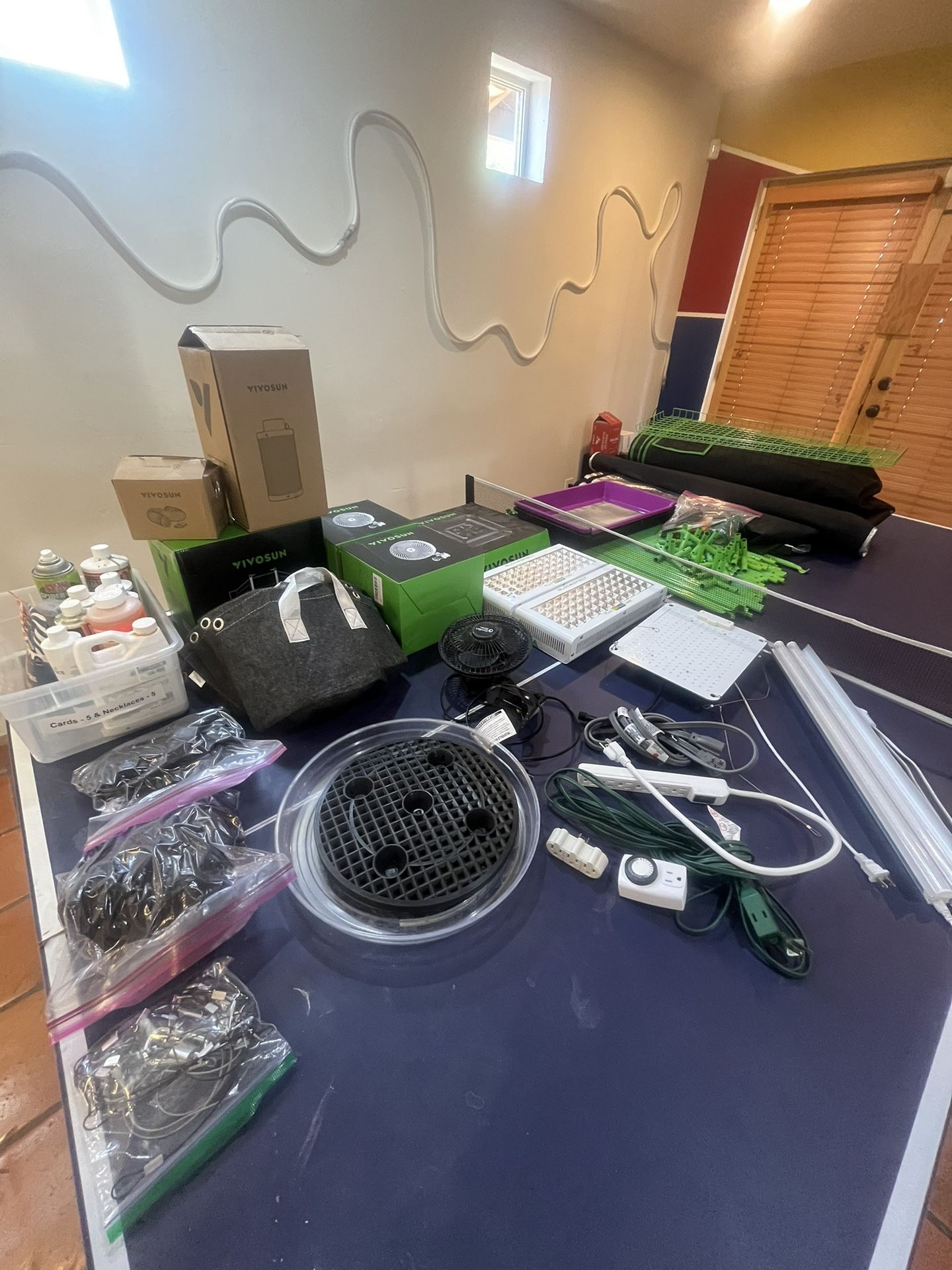 VIVOSUN Grow Tent Setup + Indoor Grow Extras