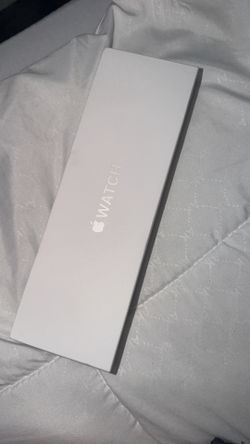 Apple Watch Series 10 (42mm, GPS) in Jet Black