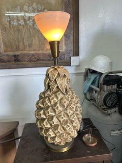 Pineapple lamp