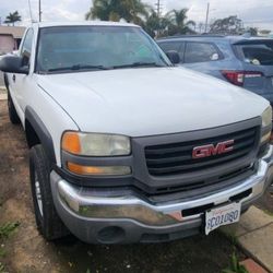 2005 GMC Sierra 2500 HD