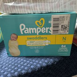 Newborn Diapers (Pampers)