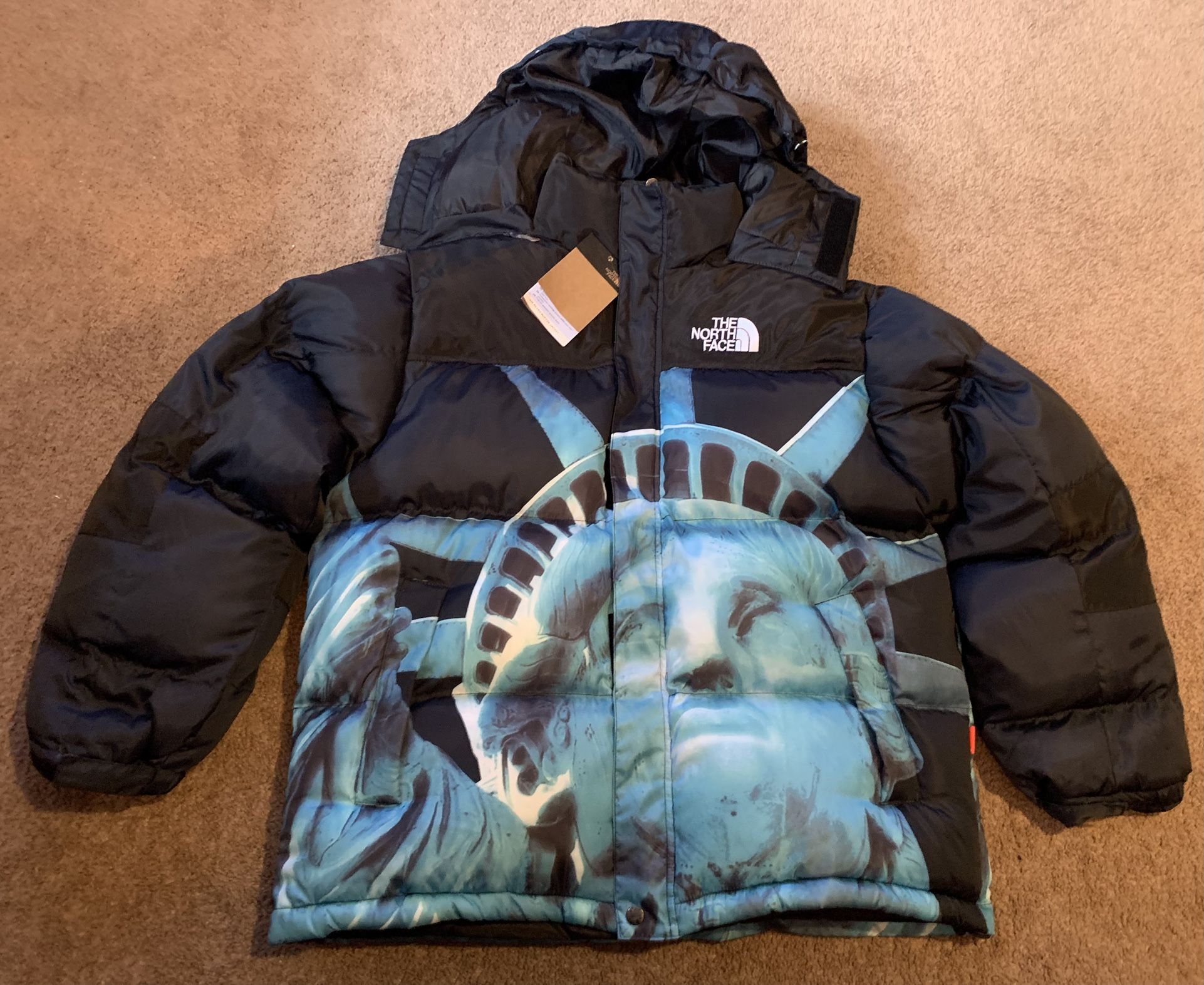 Supreme The North Face Statue of Liberty Baltoro Jacket Size Large Black 