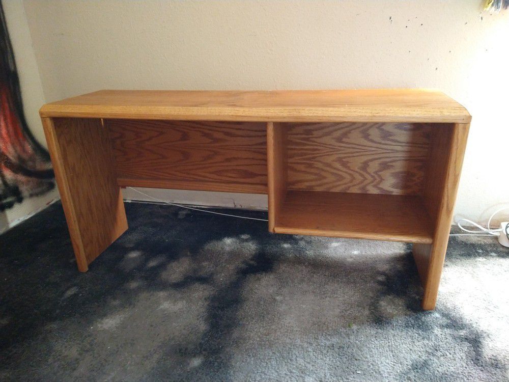 Short Desk with Shelf 