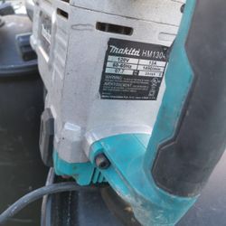 Makita 14 amp 1-1/8 hex corded variable speed 35# Demolition Hammer w/Soft Start