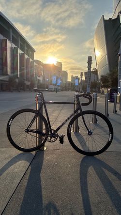 KHS Flight 100 2010 *incomplete bike*