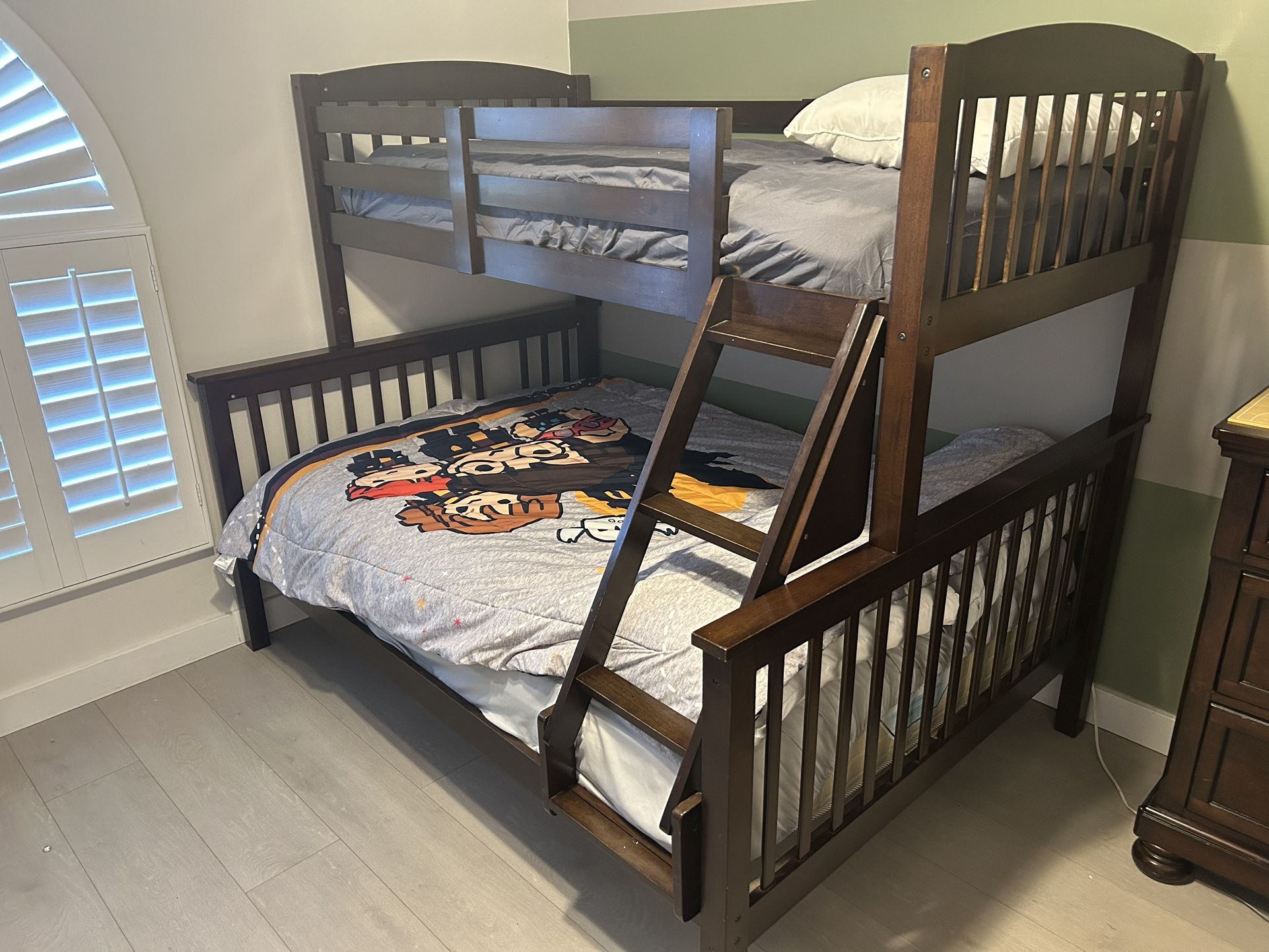 Kids Bunk Beds!!!