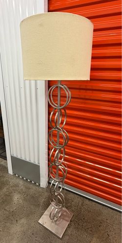 Floor lamp