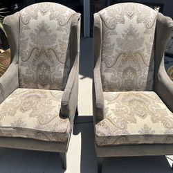 2 Sofas