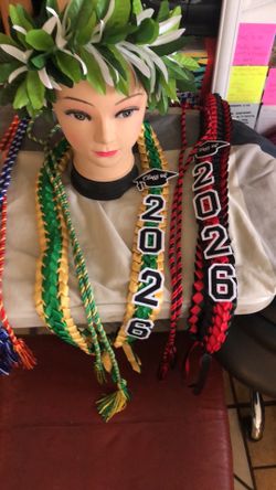 Graduation leis