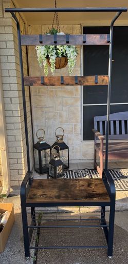 Storage/ coat rack