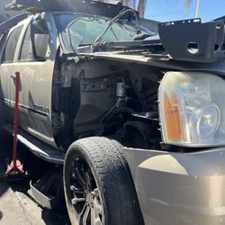 2008 Yukon Denali Parts