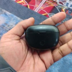 Selling Bose Headphones 