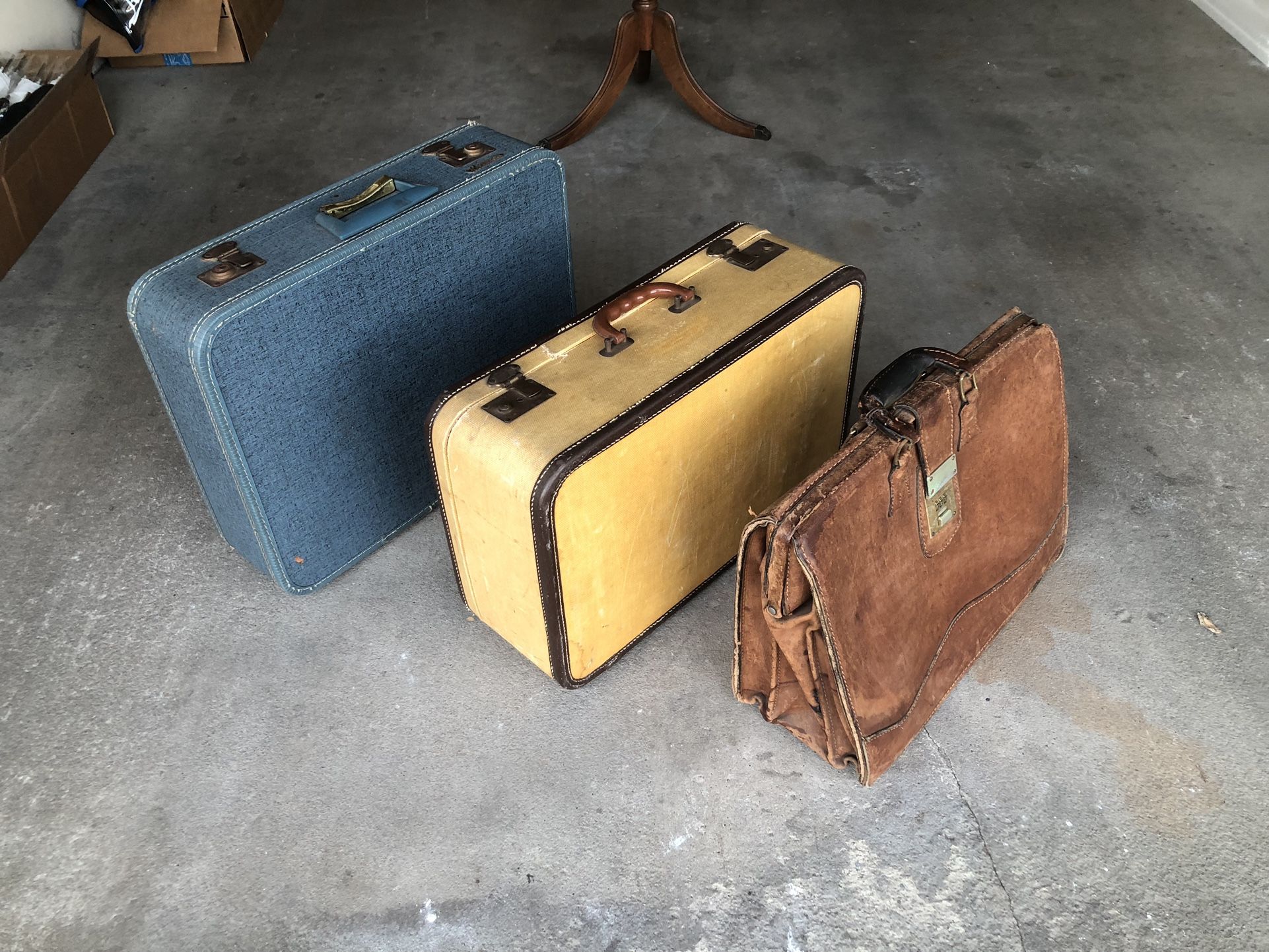 Antique Vintage Suitcases