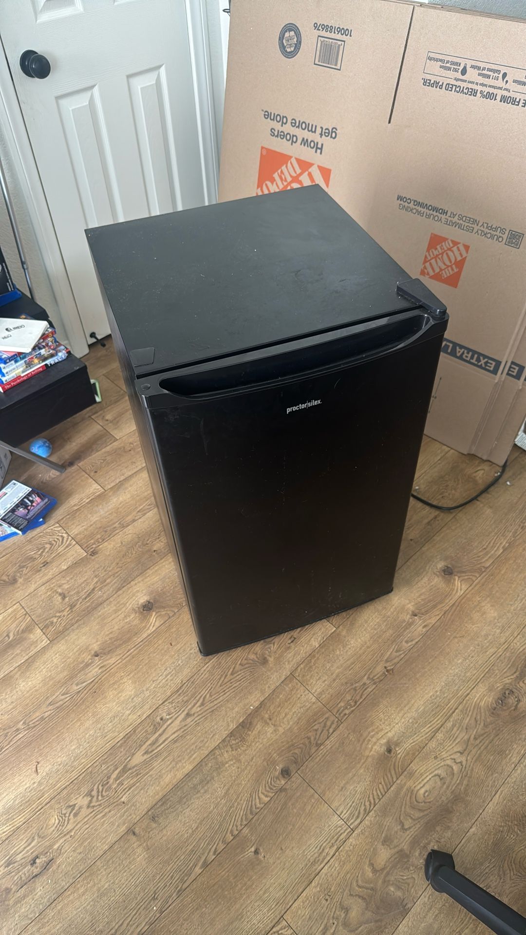 Mini Fridge