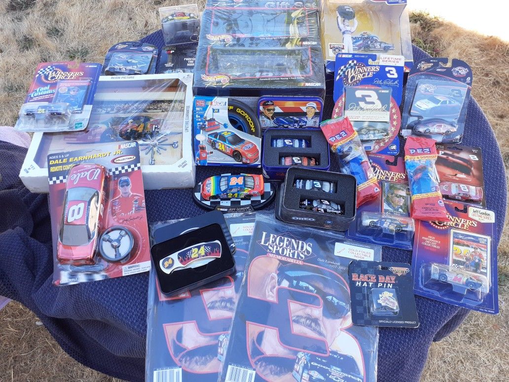 Dale Earnhardt And Jeff Gordon New Nascar Lot