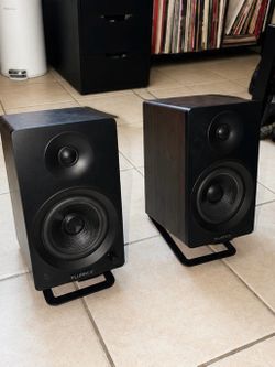 Fluance Ai41 bookshelf speakers