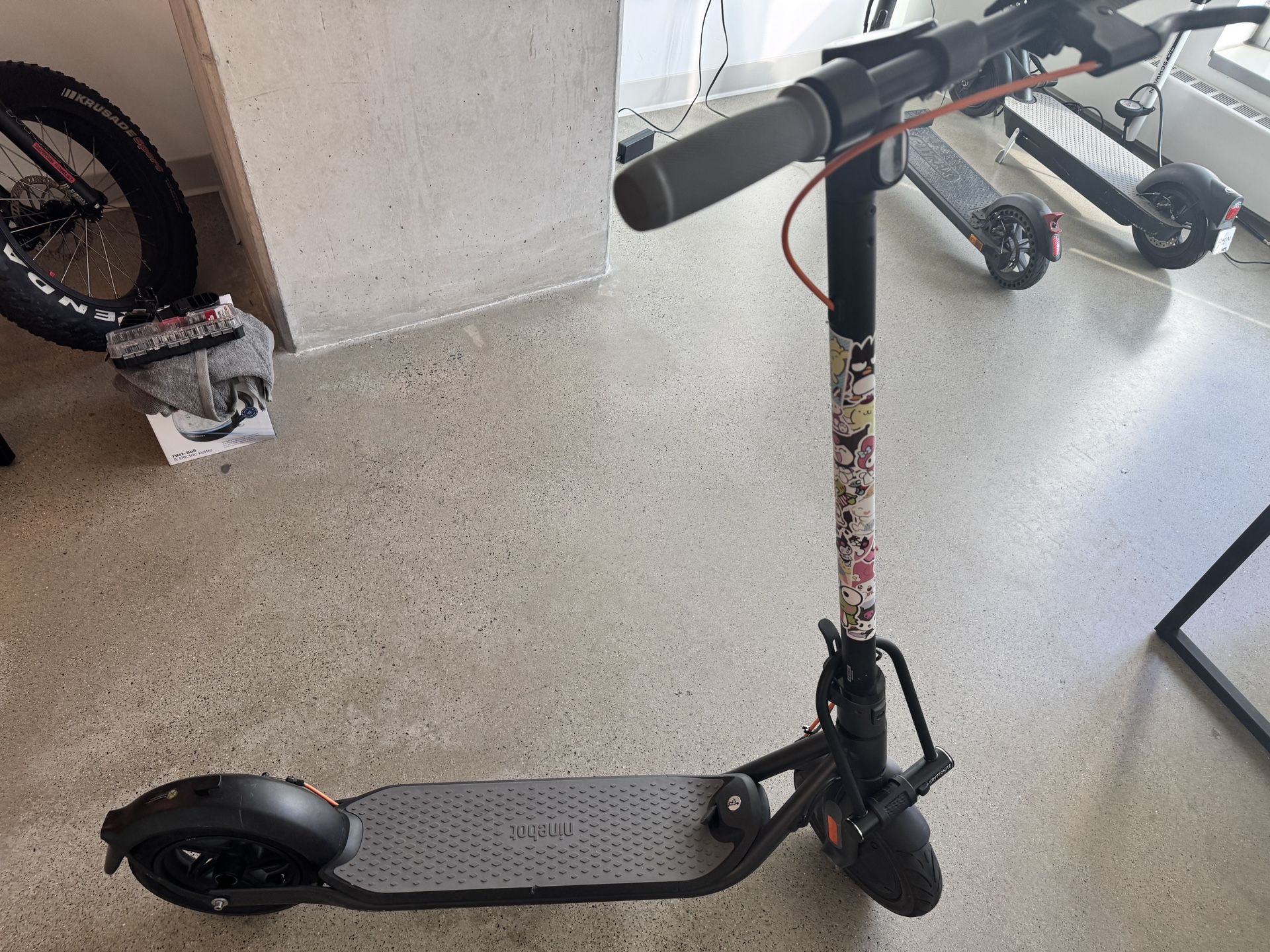 Ninebot F20