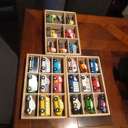 Melissa & Doug Wooden Car Construction Lot