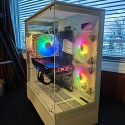 200+ FPS Fortnite RGB Gaming PC