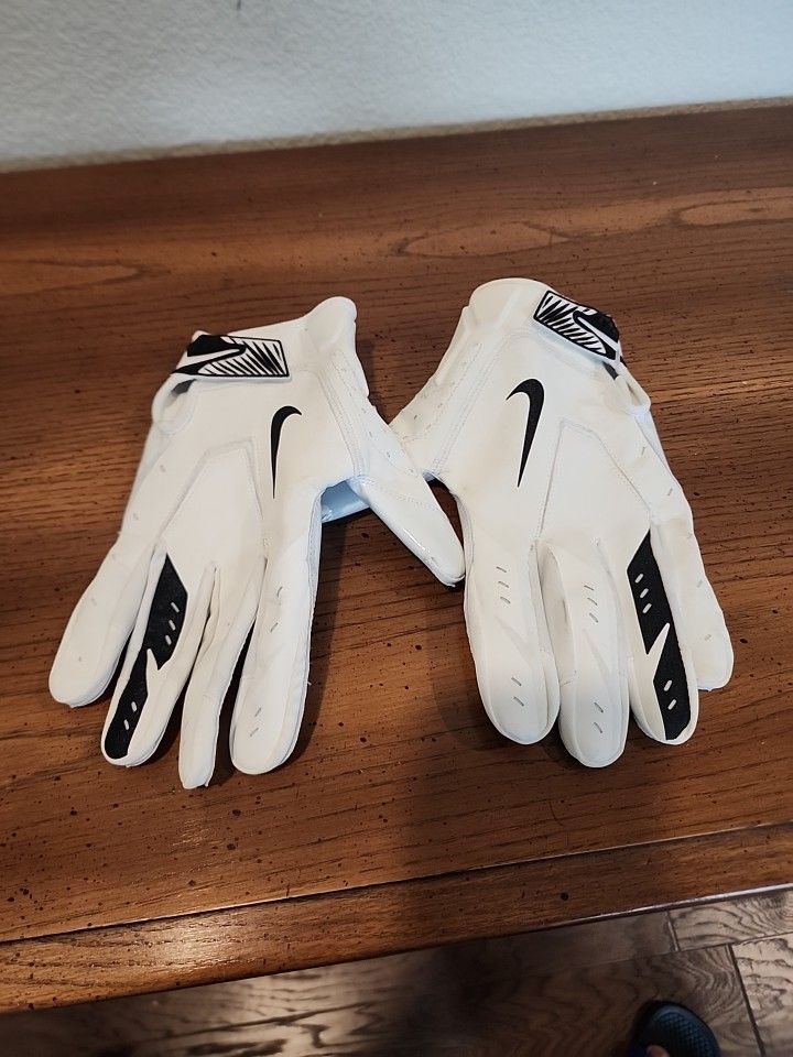 Nike Vapor Jet 5.0 Cold Weather Wide Reciever Football Gloves 4XL White Black