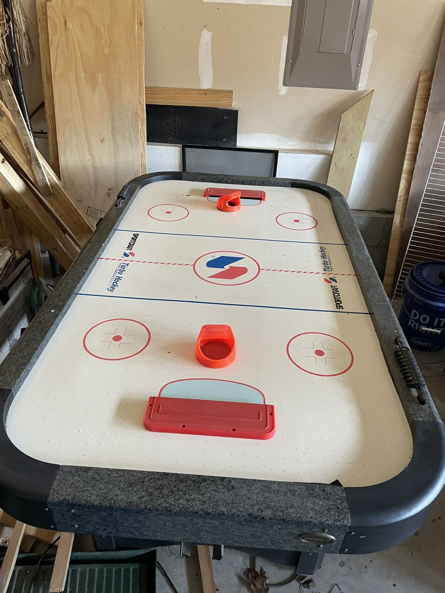 Air Hockey Table 