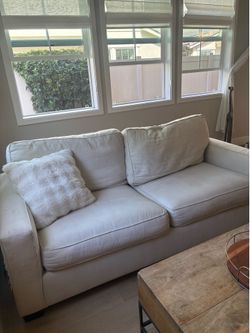 CRATE & BARREL QUEEN SLEEPER SOFA / PULL-OUT COUCH