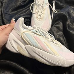 Adidas Ozelia