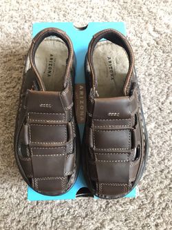New in Box Boy’s Sandals, Perfect for Summer, Size 1