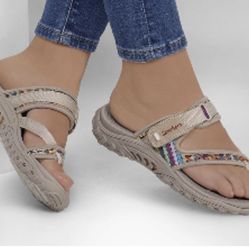 Sketchers Size 9.5 New 