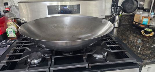 Steel wok