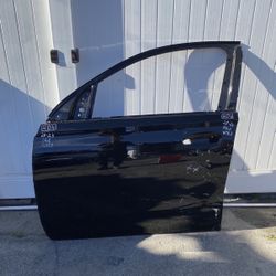 2020 2021 2022 2023 2024 Mercedes-Ben GLE350 W167 Left Driver Side Front Door Shell OEM