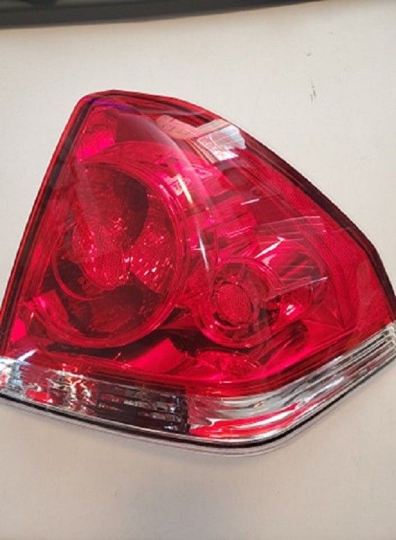 Chevy Impala Passenger Side Replacement Tail Light Year 06-11. BRAND NEW