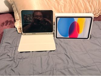 Apple iPad (A16) Wi-Fi + Cellular 128GB Blue +Case