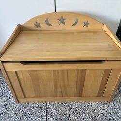 Wooden Toy Box 