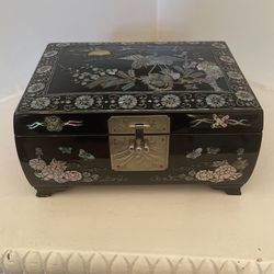 Mother Of Pearl Black Lacquer Jewelry Box