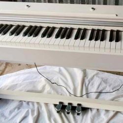 CASIO PX- 770WE (88 KEY) Digital Piano.