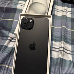 iPhone 15 plus