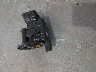 Core pack,alternator, fuel injector, shocks,touch screen radio,calipers